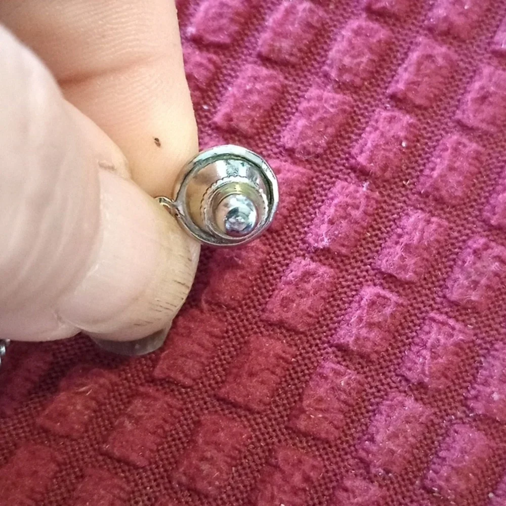 Silverball tie tack